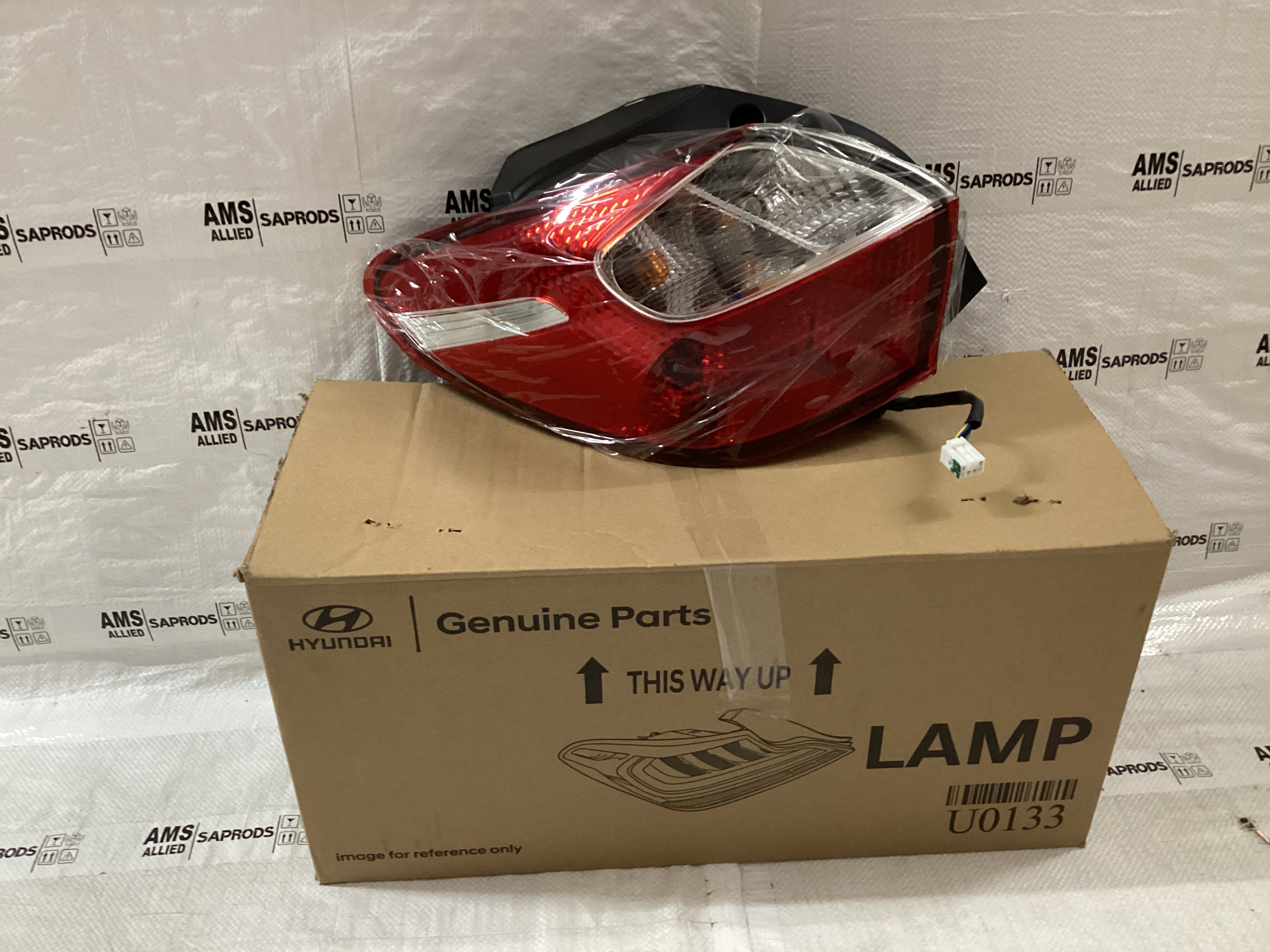 HYUNDAI I 10 LAMP ASSY REAR COMBINATION LH 92401K6000 STOCKID 2708