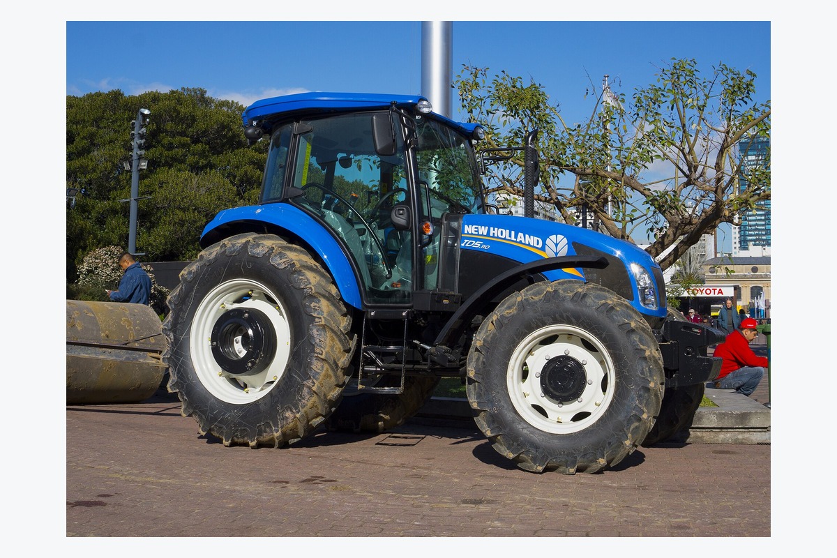 NEW HOLLAND